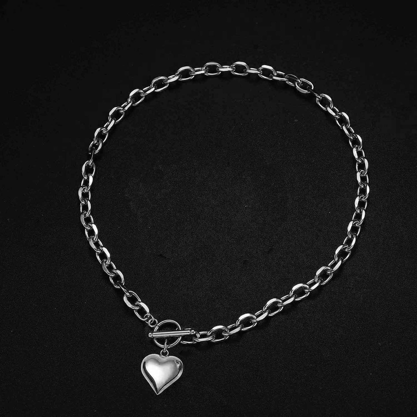 Beautiful Stainless Steel Heart Pendant 📿