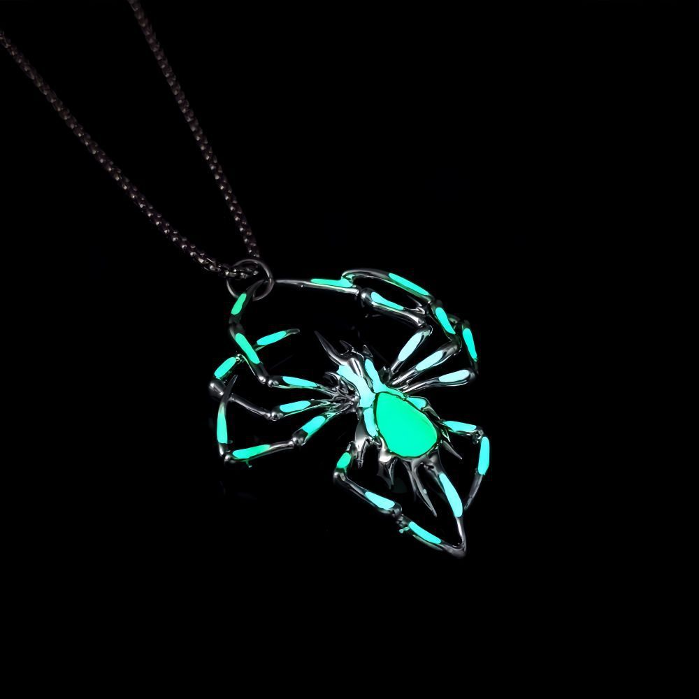 Creative Luminous Spider Necklace