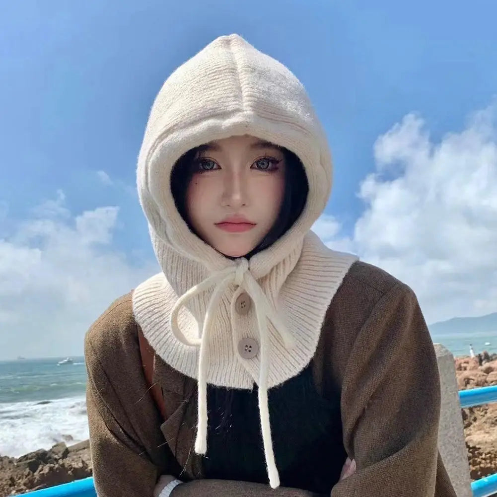 Wonderful Hoodie And Scarf Set To Keep Your Neck Warm ❄️