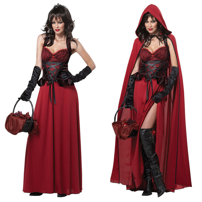 Stunning Castle Queen's Outfit