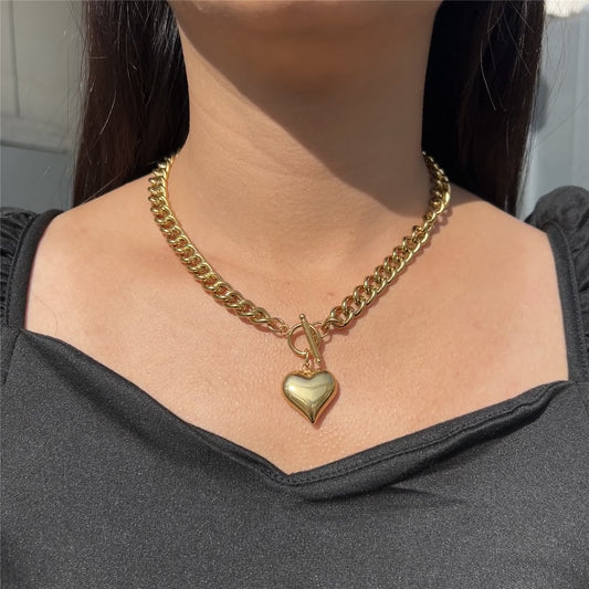 Beautiful Stainless Steel Heart Pendant 📿