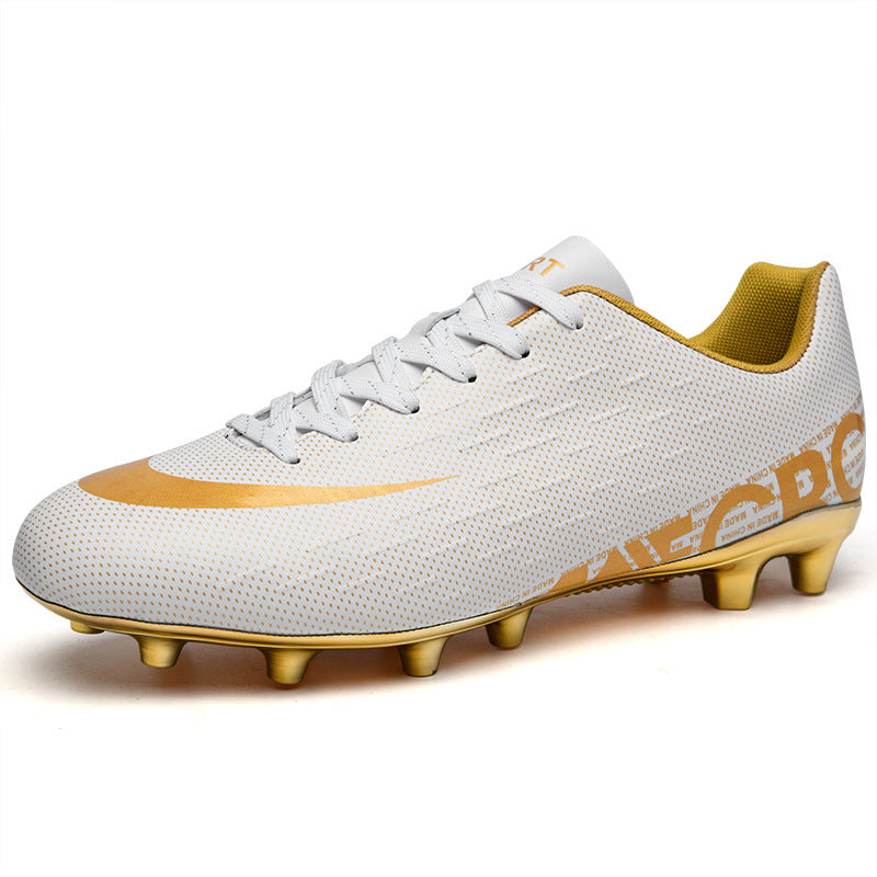 Great Football / Soccer Long Nail Shoes For Natural Grass and Turf