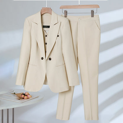 Elegant Women's Small Suit