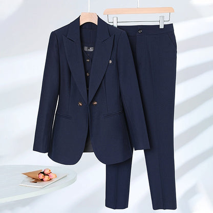Elegant Women's Small Suit