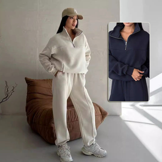 Fashionable Tracksuit for Women