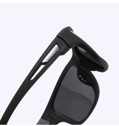 Wonderful Polarized Sunglasses With Chain (Sale 🚨)