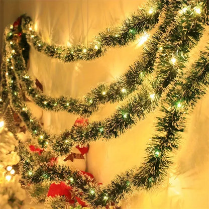 Beautiful Christmas Garland With LED Lights 