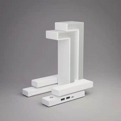 Impress Your Guests At Home/Office With This Creative Smartphone Wireless Charging Table