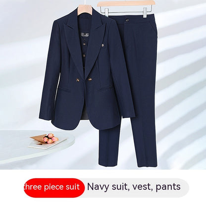 Elegant Women's Small Suit