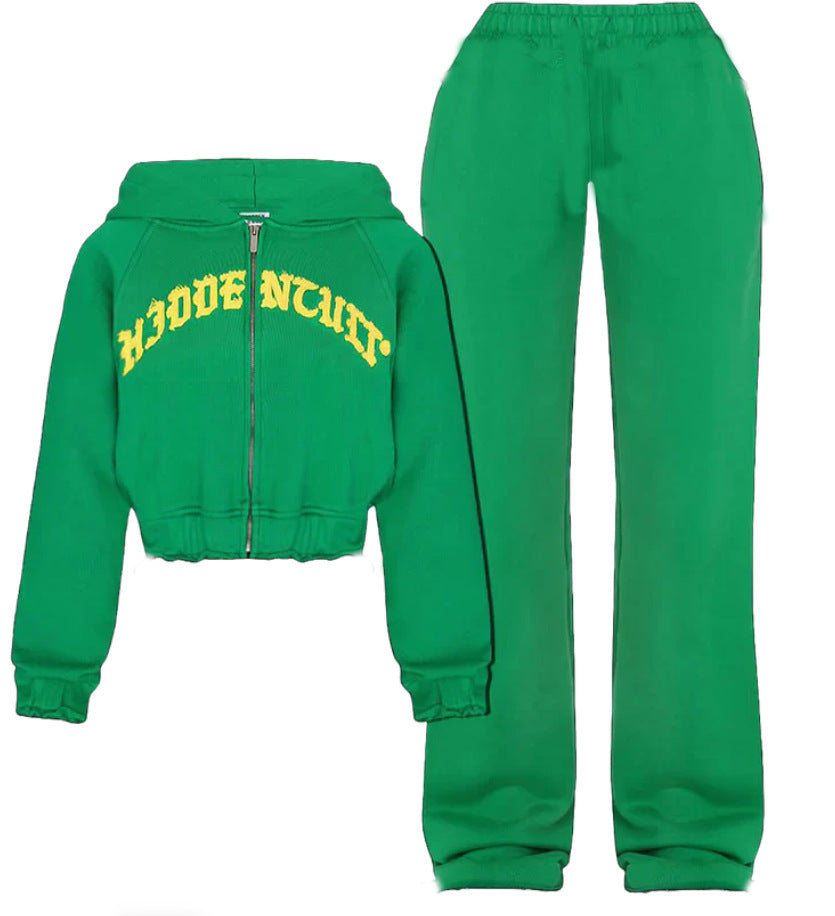 Beautiful Cropped Sweatshirt And Loose Drawstring Trousers